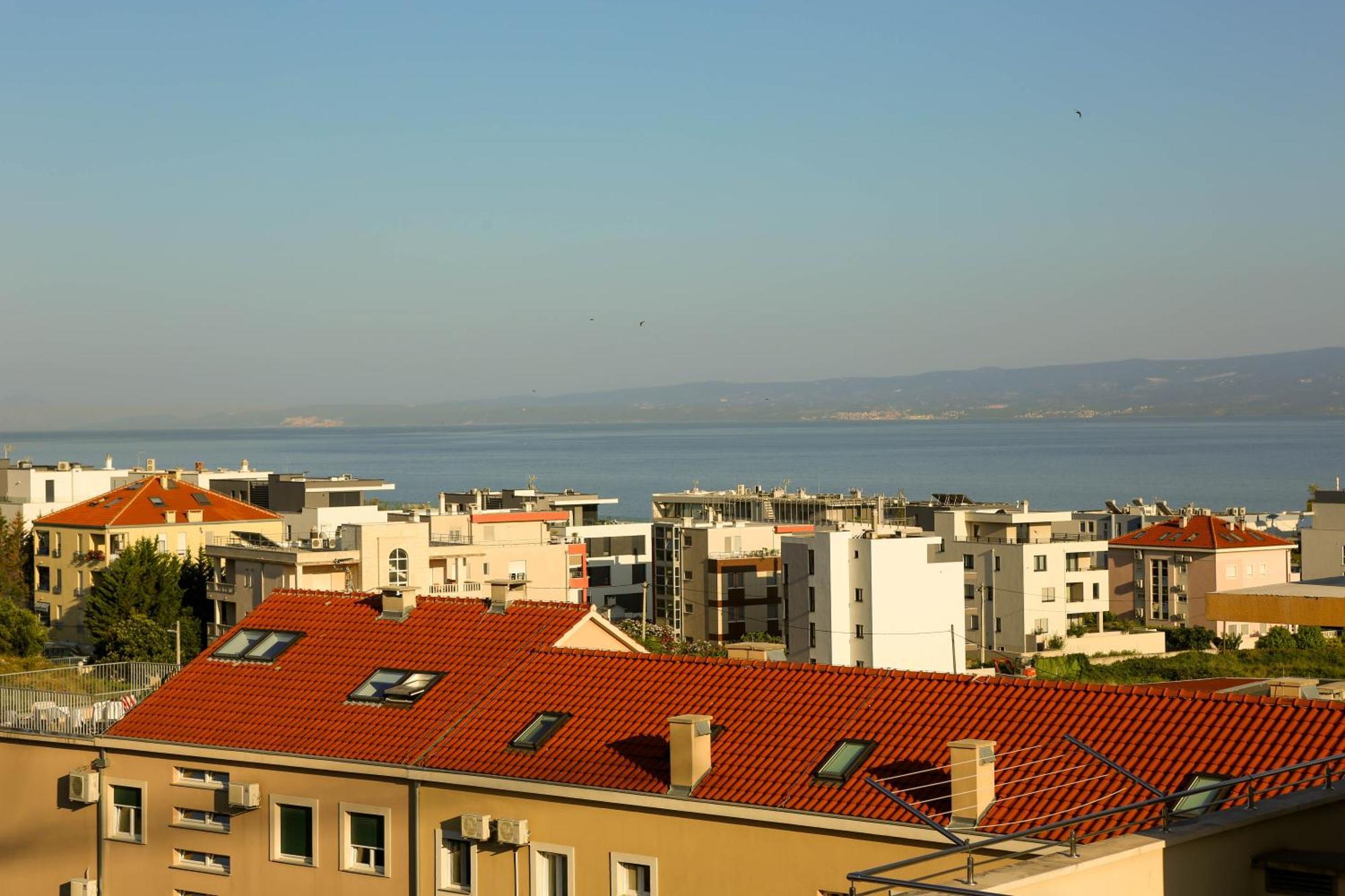 Kiki'S Sea View Studio Сплит Стая снимка